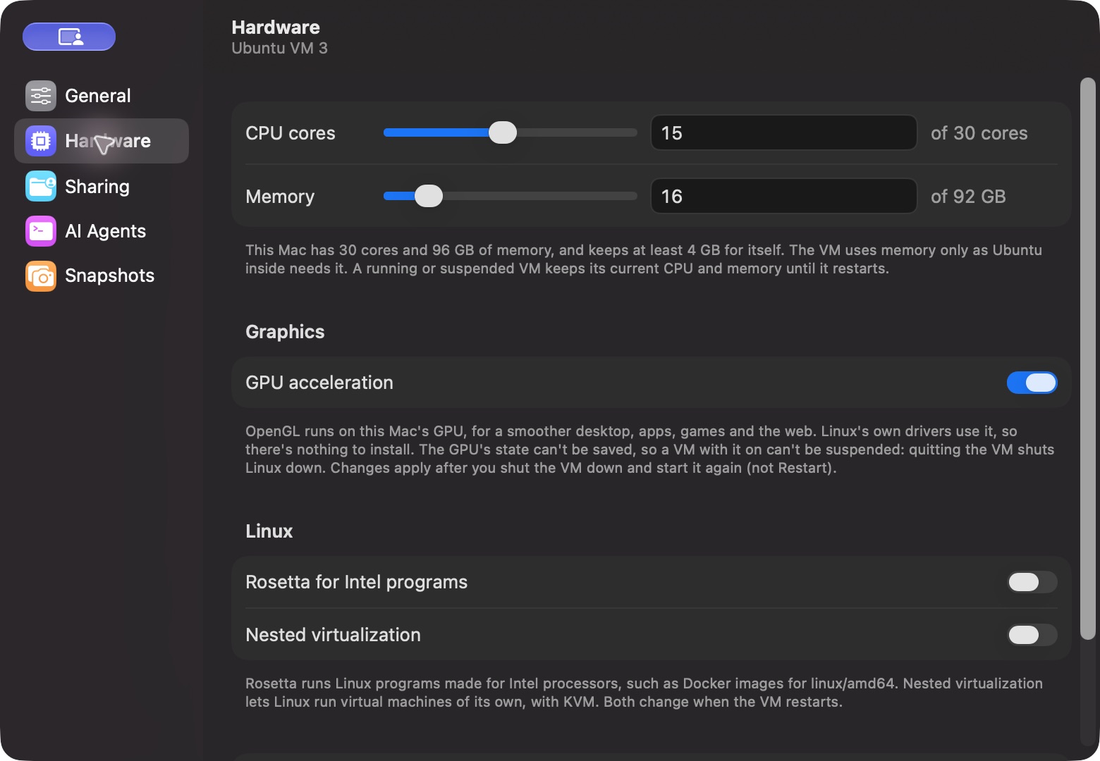 UbuntuのVMのHardware設定画面。CPUコア数やGPUアクセラレーション、Rosetta、入れ子の仮想化を切り替えられる